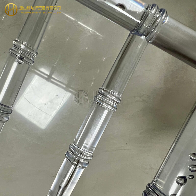 Crystal clear chiavari chair - Image 10
